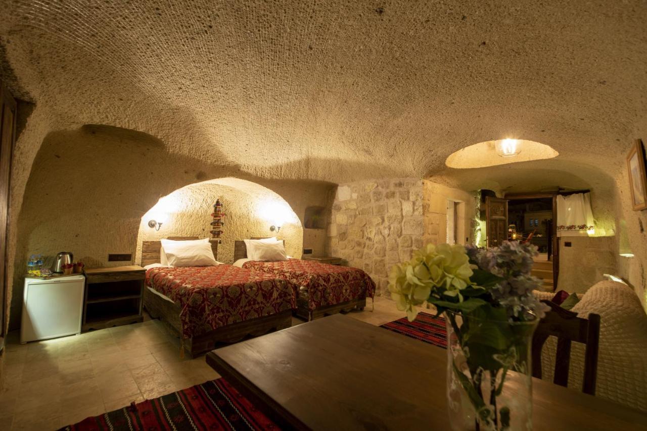 Shiraz Cave Cappadocia * Urgup