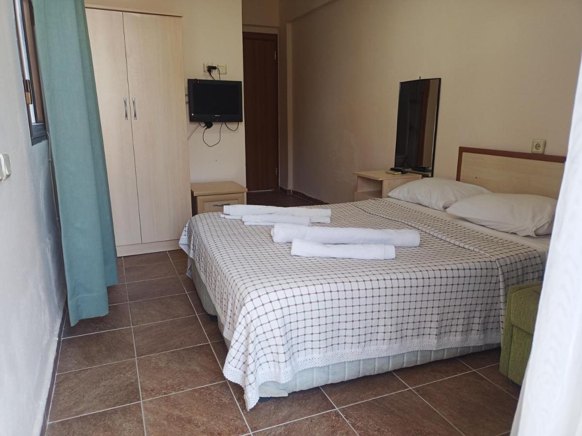 Golden Beach Hotel