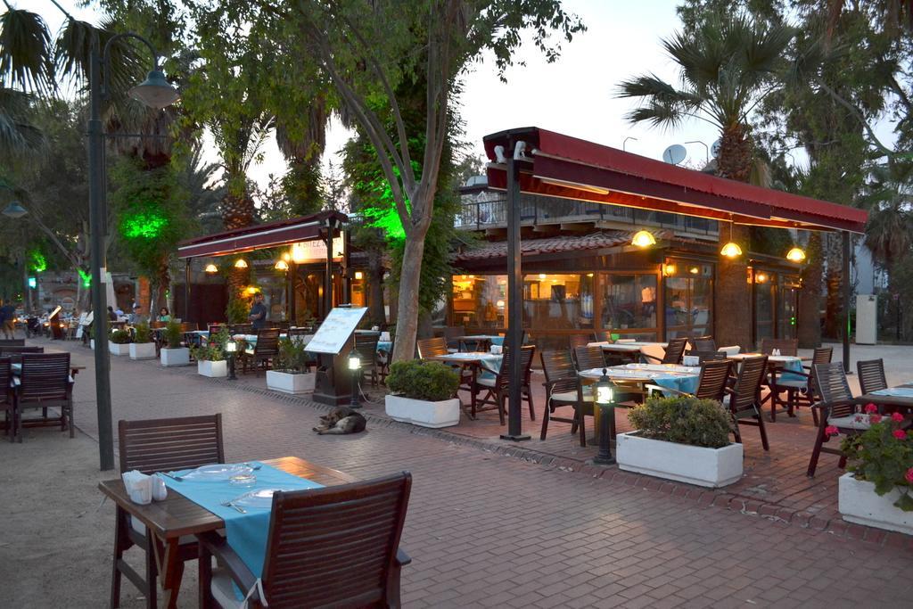 Deniz Hotel 3*