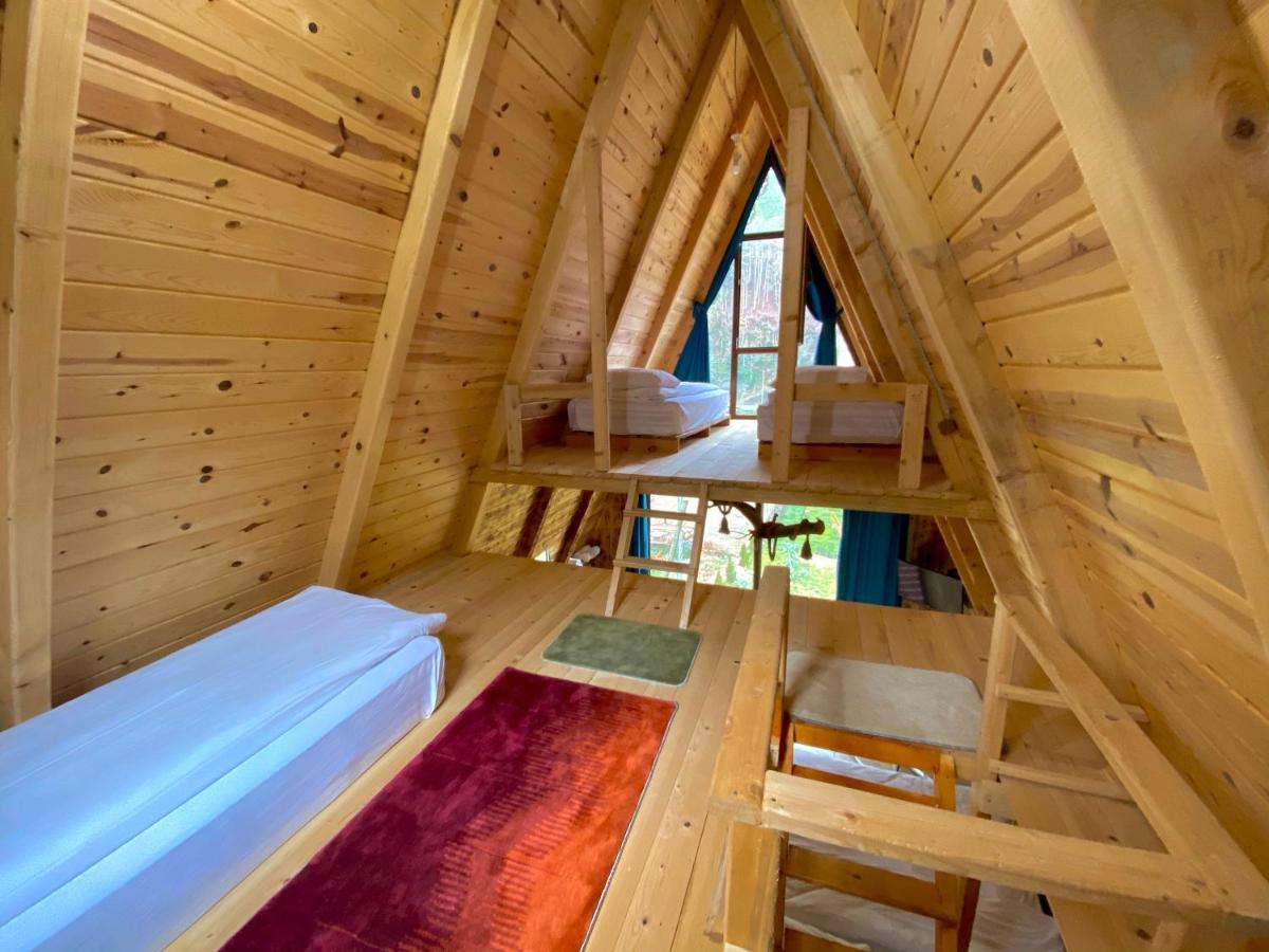 Homestay Cay Bungalow & *