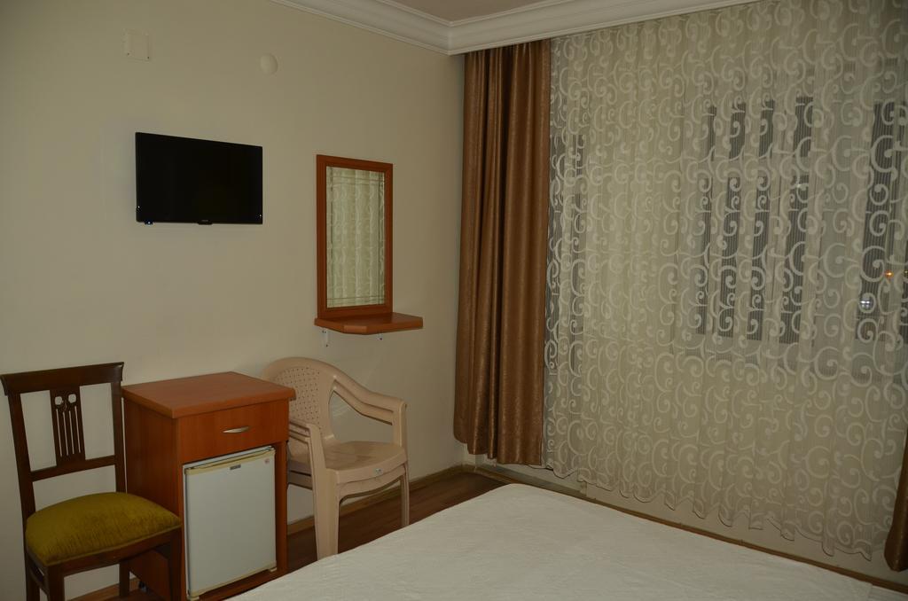 Luna Piena Hotel 2*
