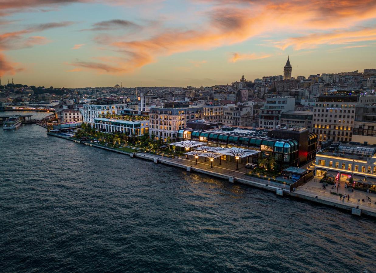 The Peninsula Hotel 5*