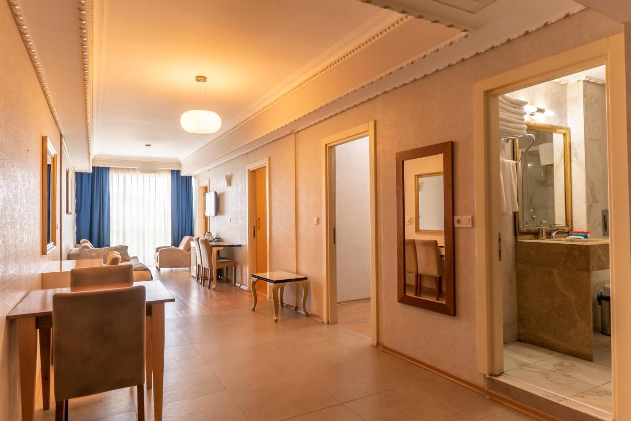 Hotel Grand Karot 3*