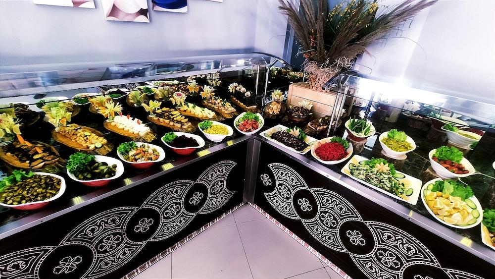 Kleopatra Arsi Hotel