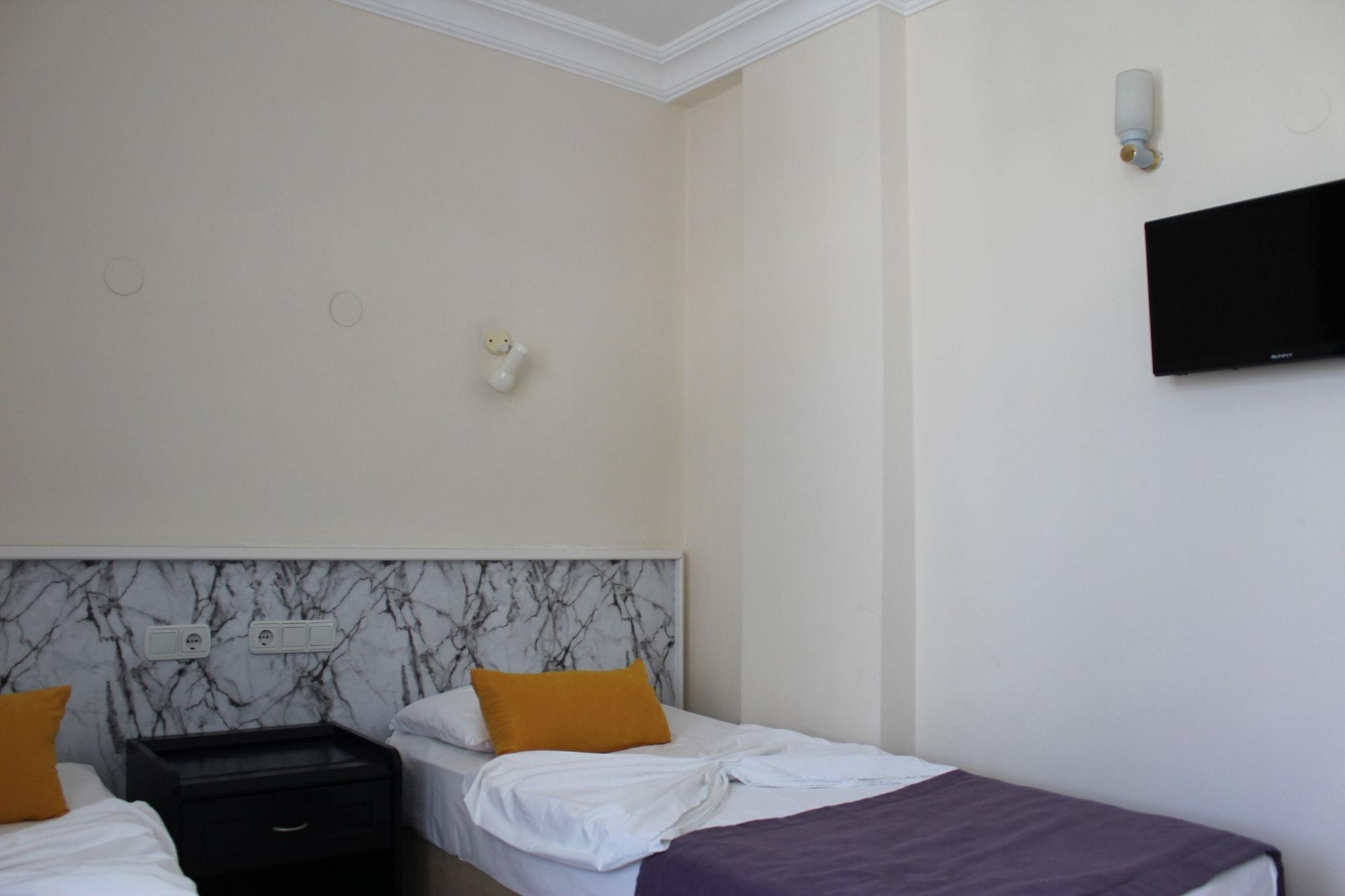 Victoria Princess Aparthotel Side