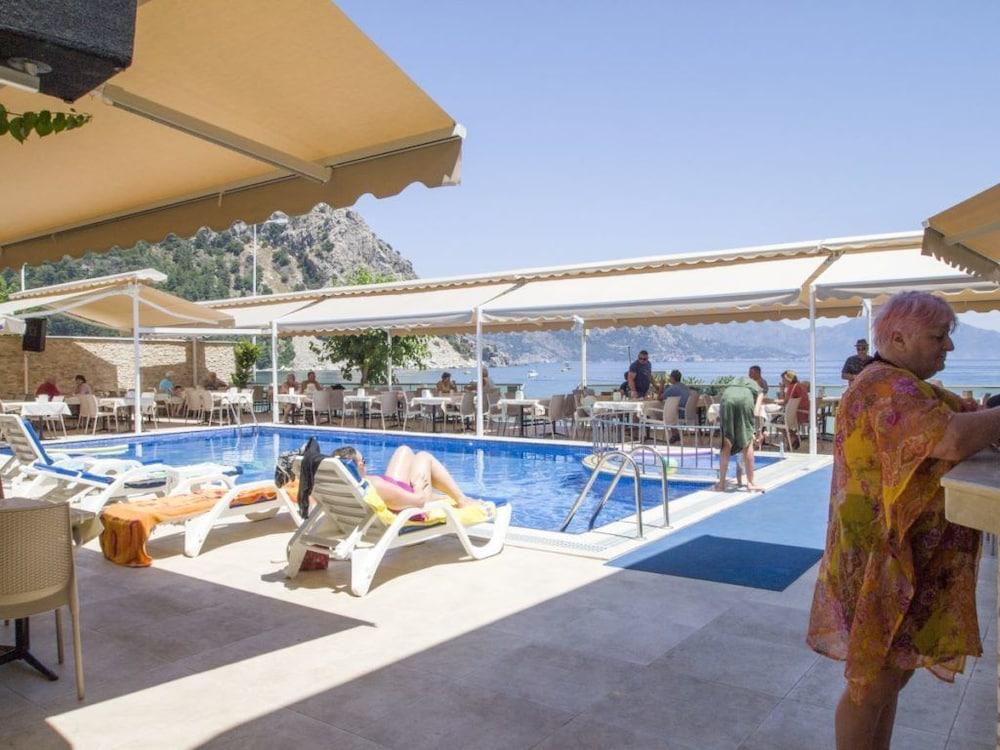 Oz-can Hotel Turunc