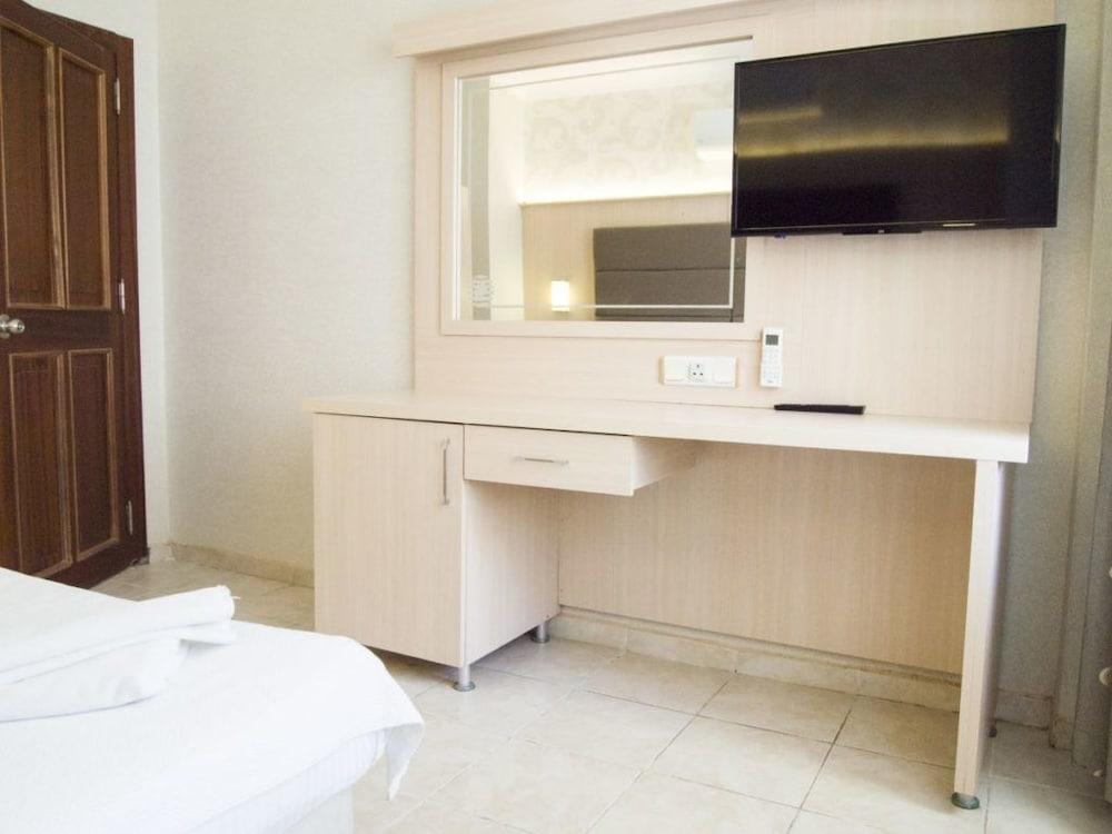 Hotel Oz-can