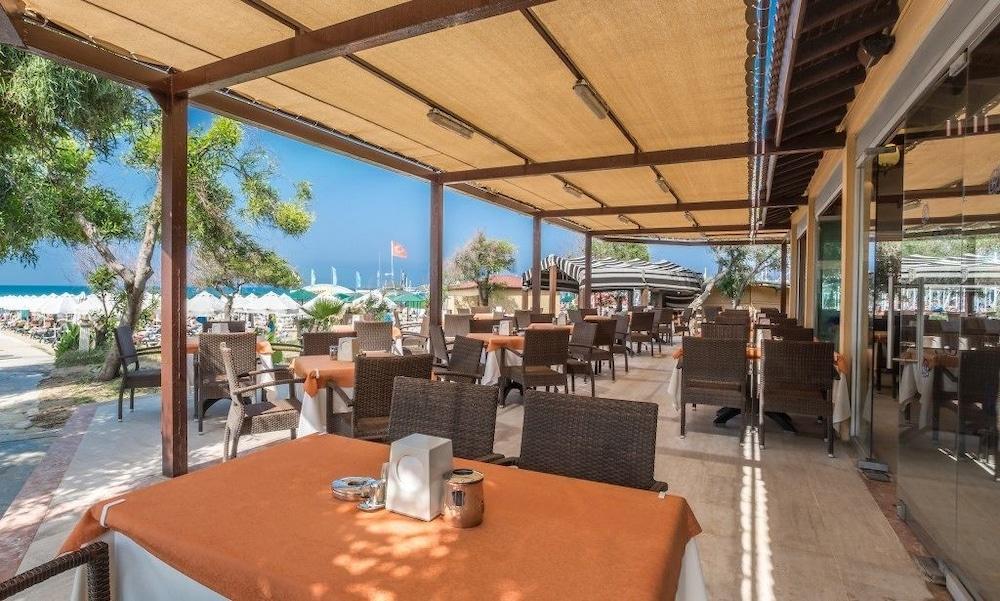 Villa Side Hotel Hotel 4*