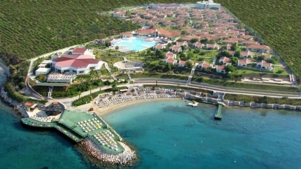 Palm Wings Resort 5*