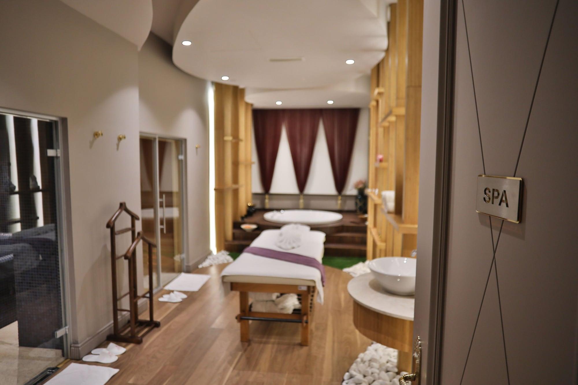 Resort Kaya Thermal & Convention