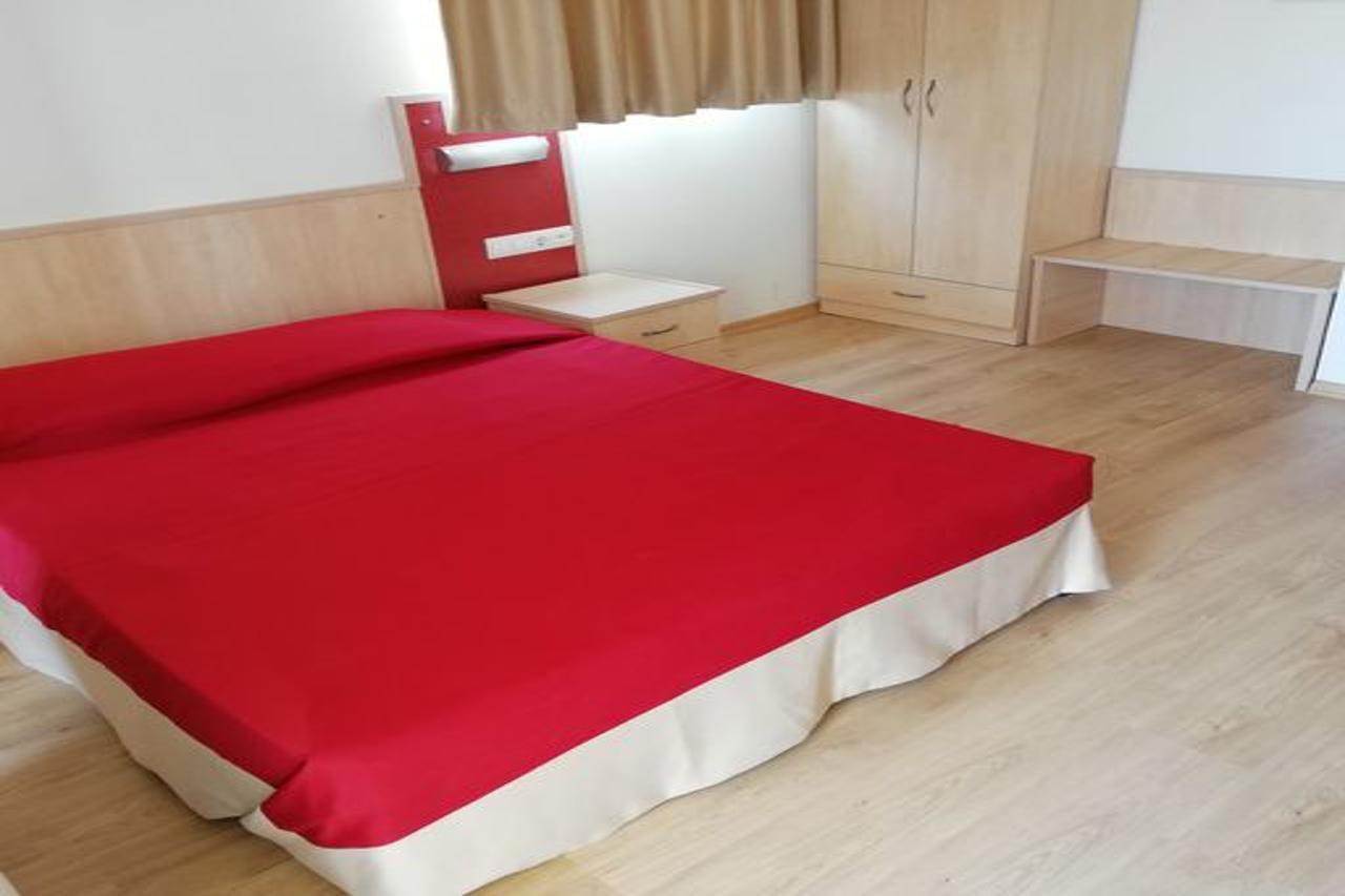 Hotel Carna Garden