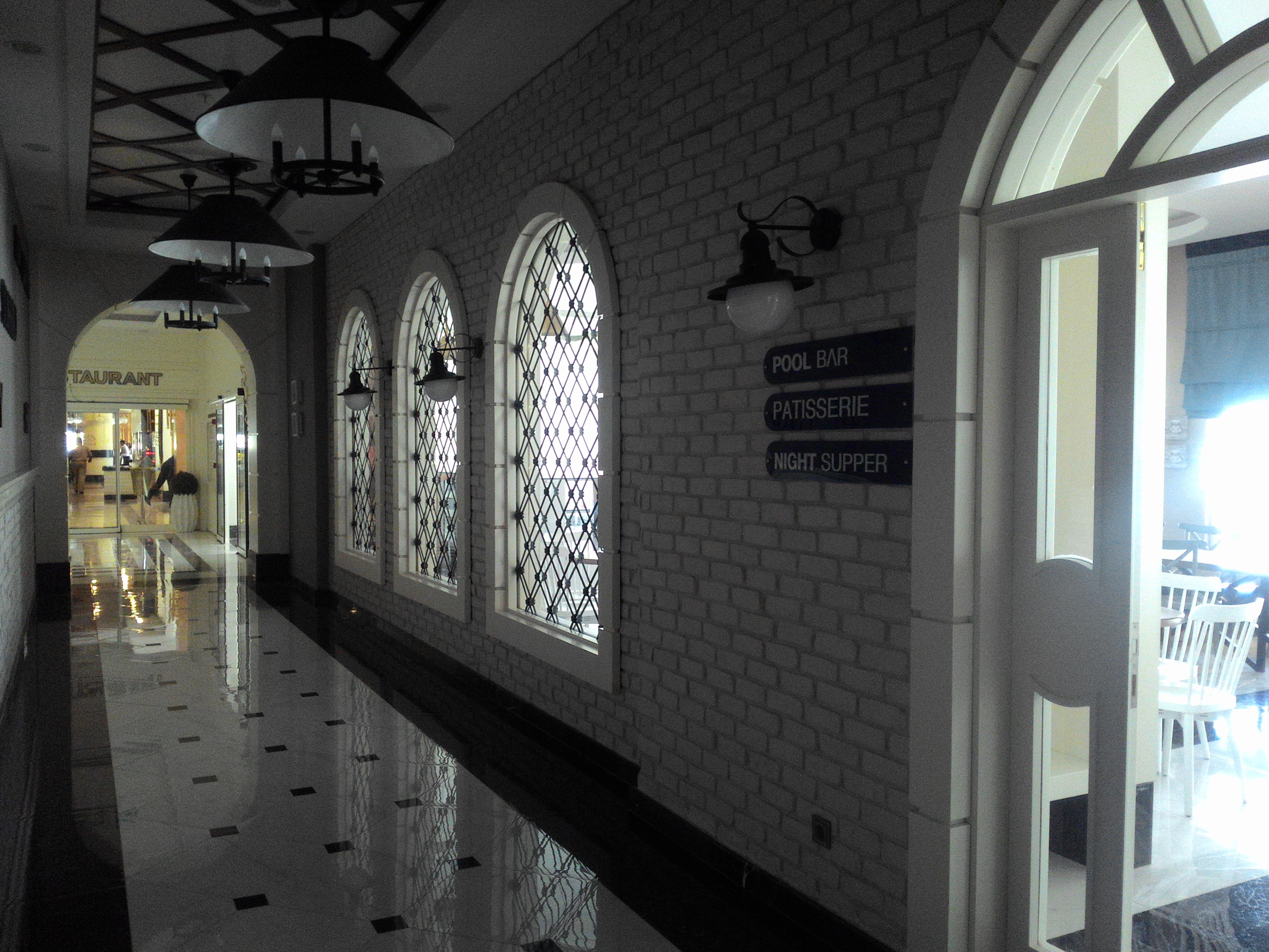 Hotel Port River &