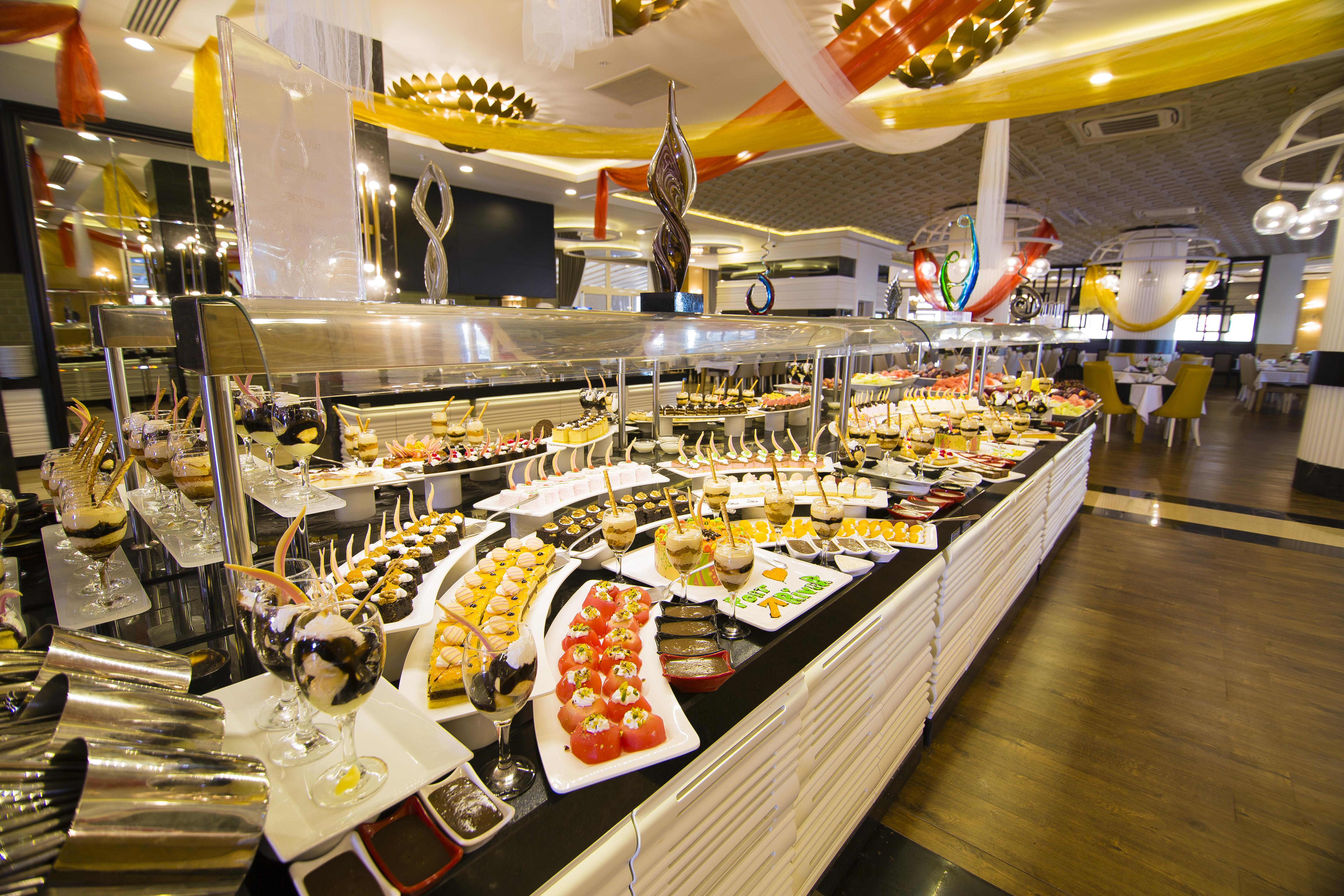 Hotel Port River &