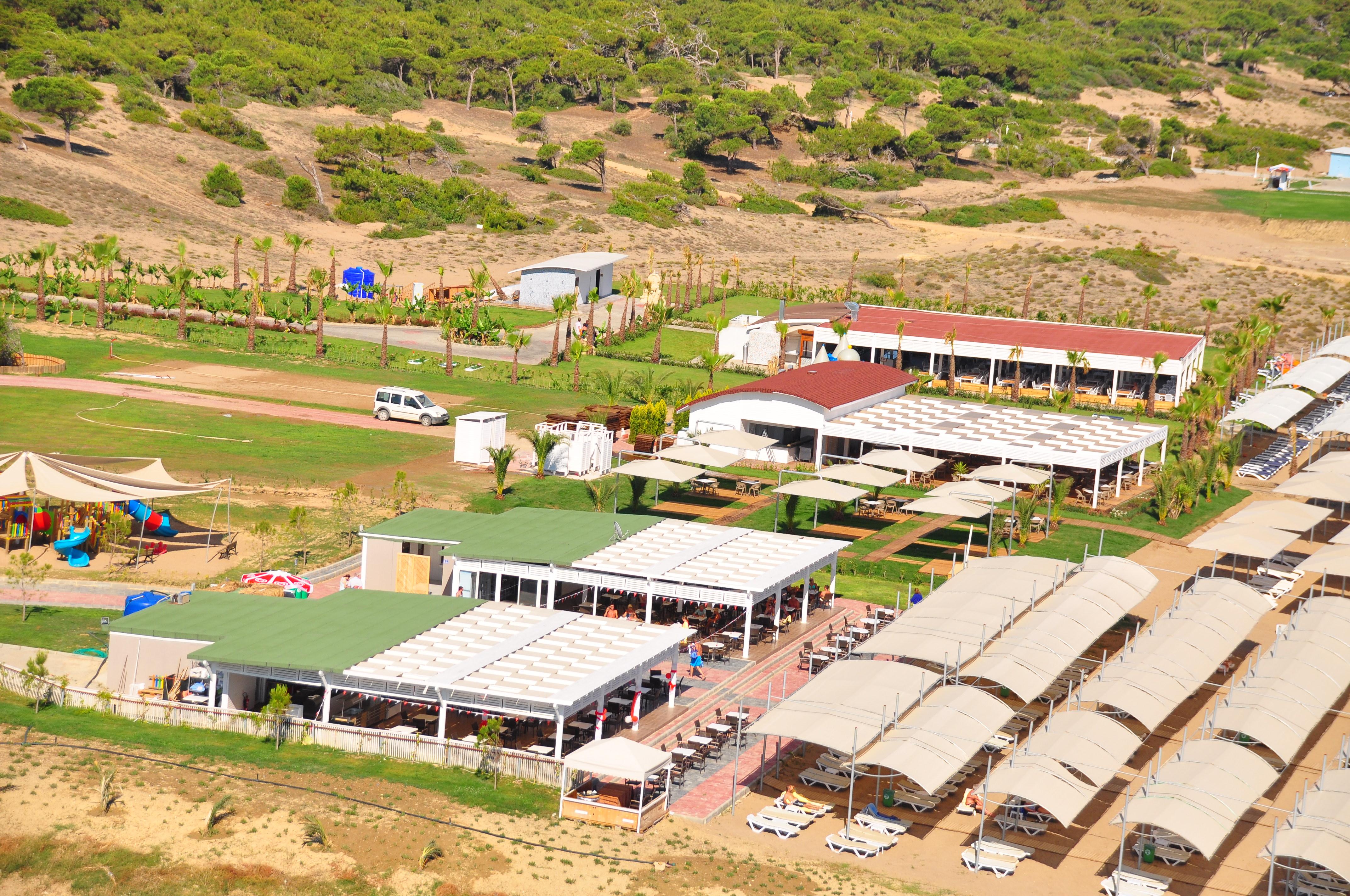 Port River & Hotel