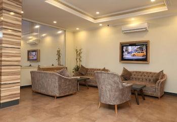Mora Hotel 3*