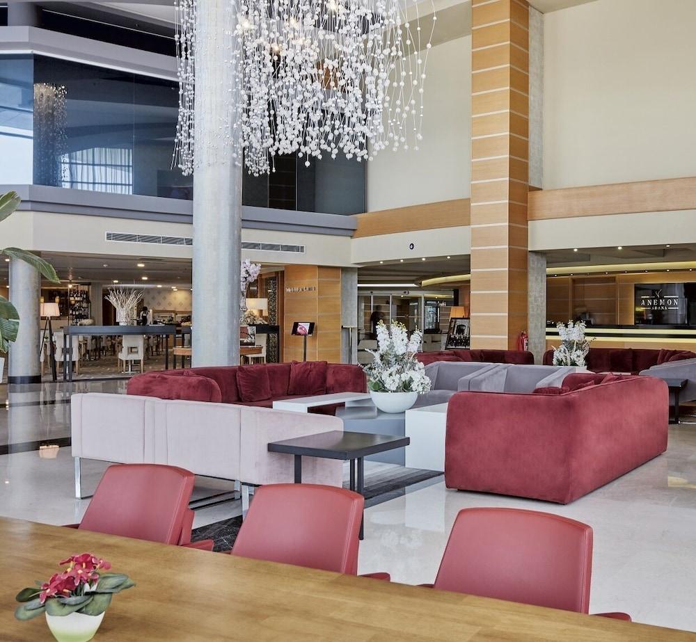 Hotel Anemon Grand