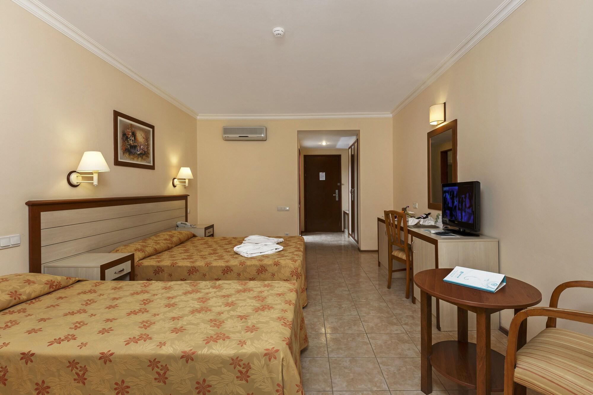 Kustur Club Village Resort 5*