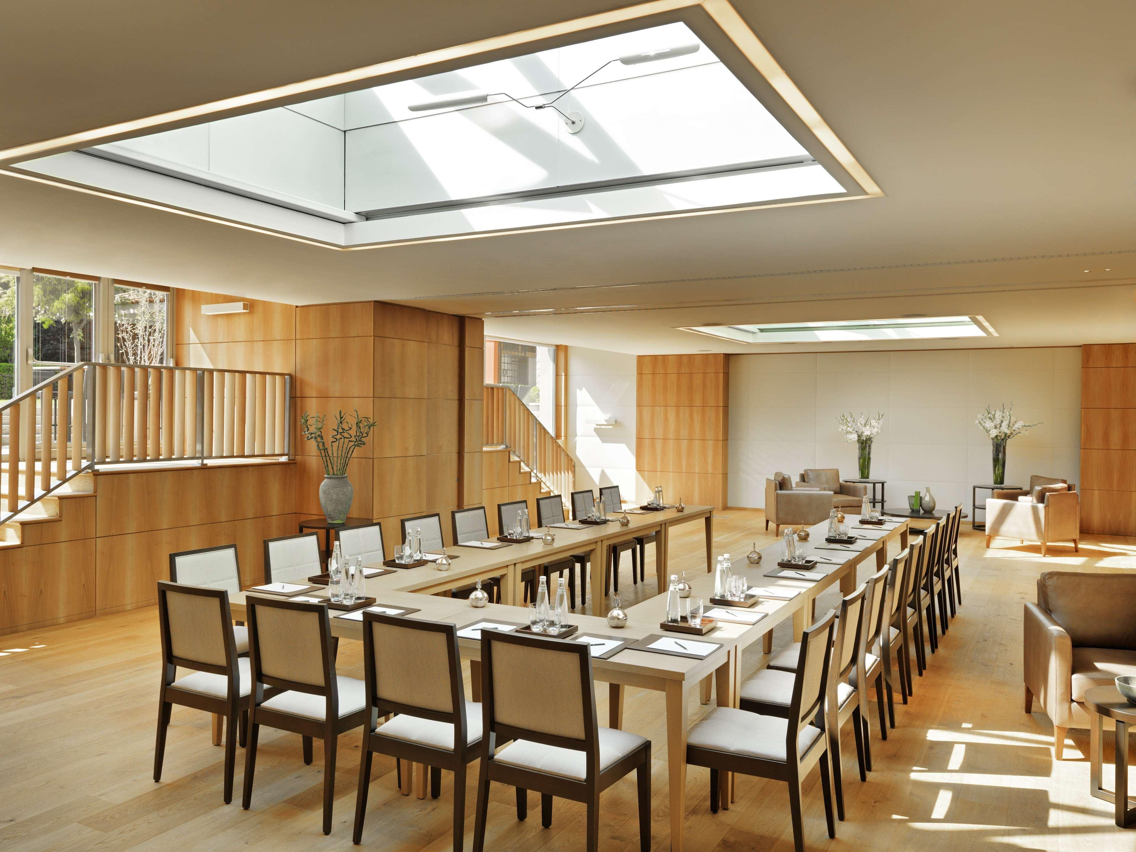 Grand Hyatt Hotel