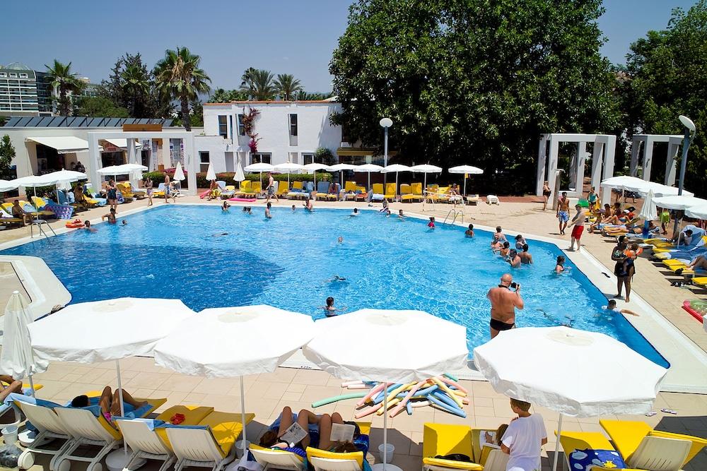 Club Kastalia Village Resort