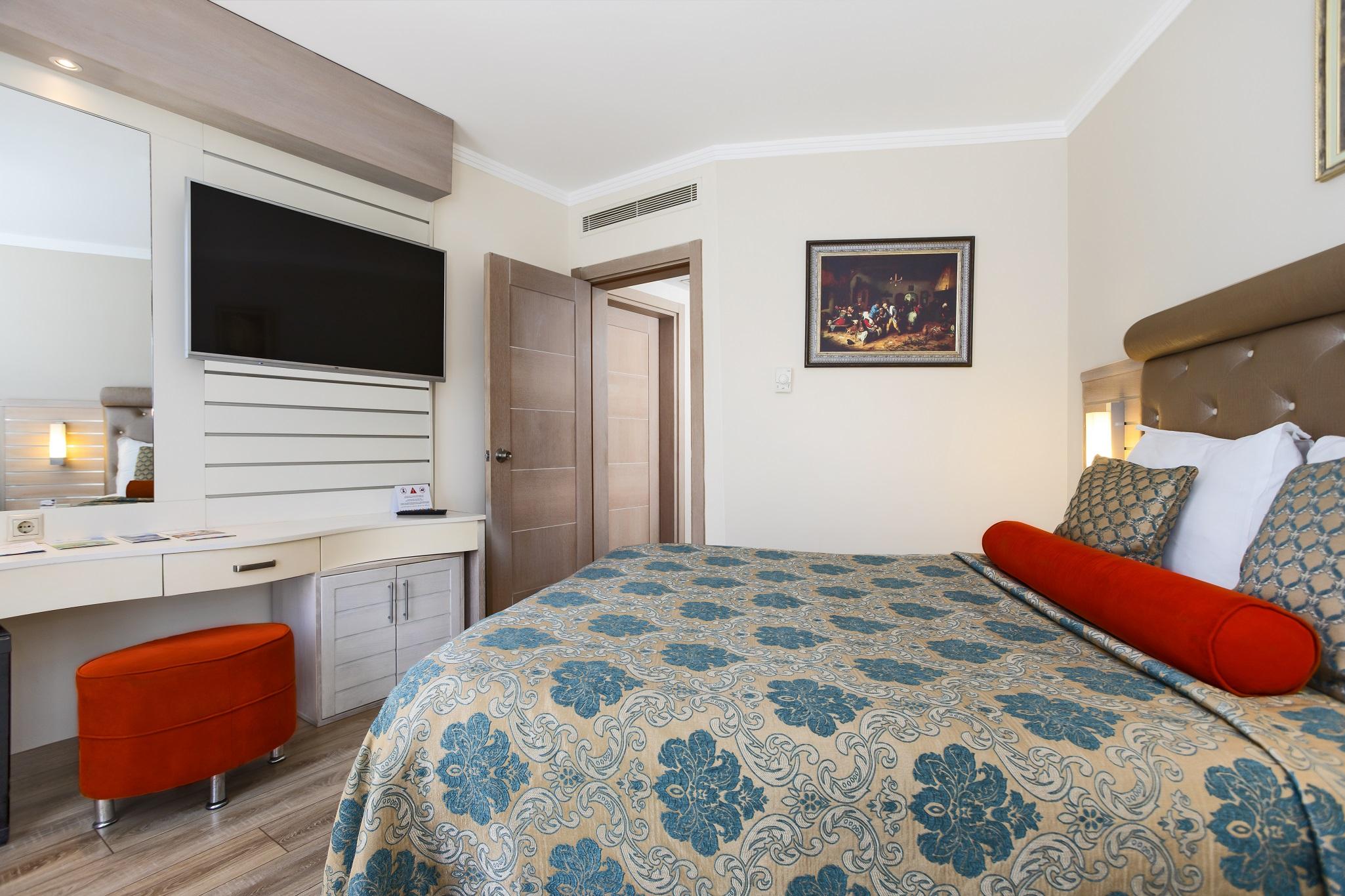 Orange County (adults Only) 5*