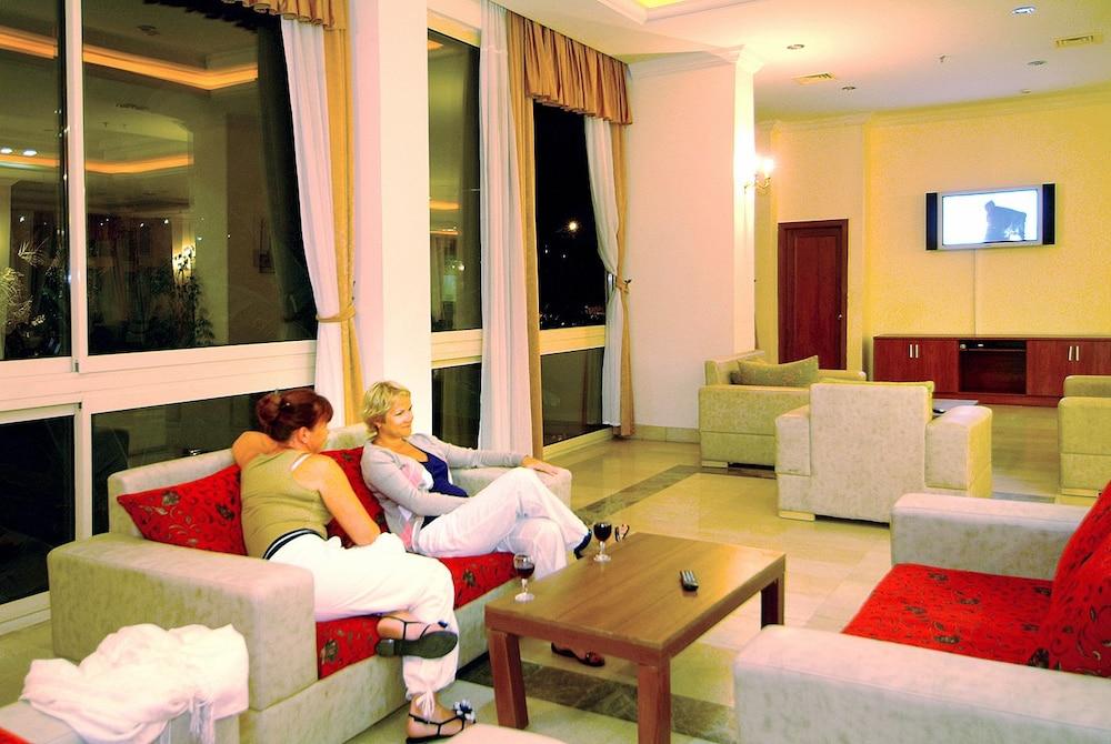 Hotel Miarosa Garden 4*