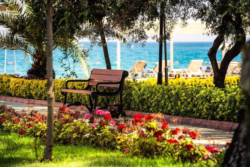 Kimeros Park Village - Ultra Inc. Kids Concept Resort Kemer