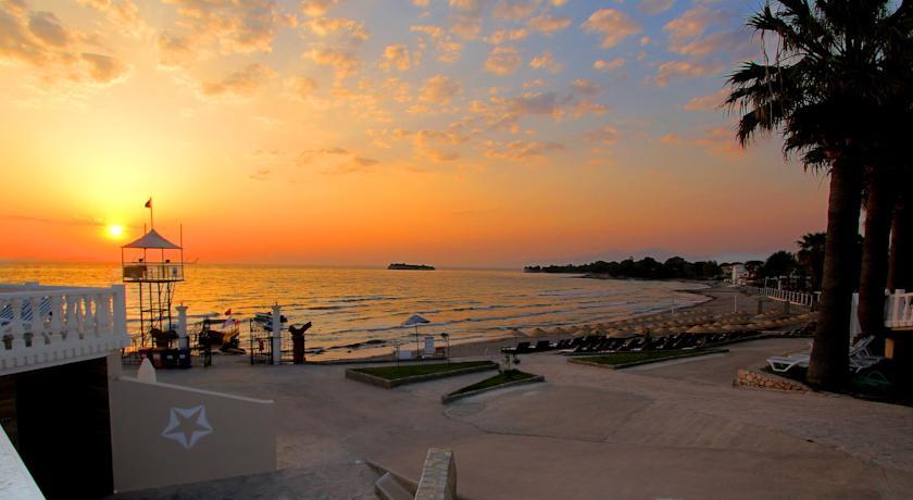 Club Tarhan Serenity Hotel
