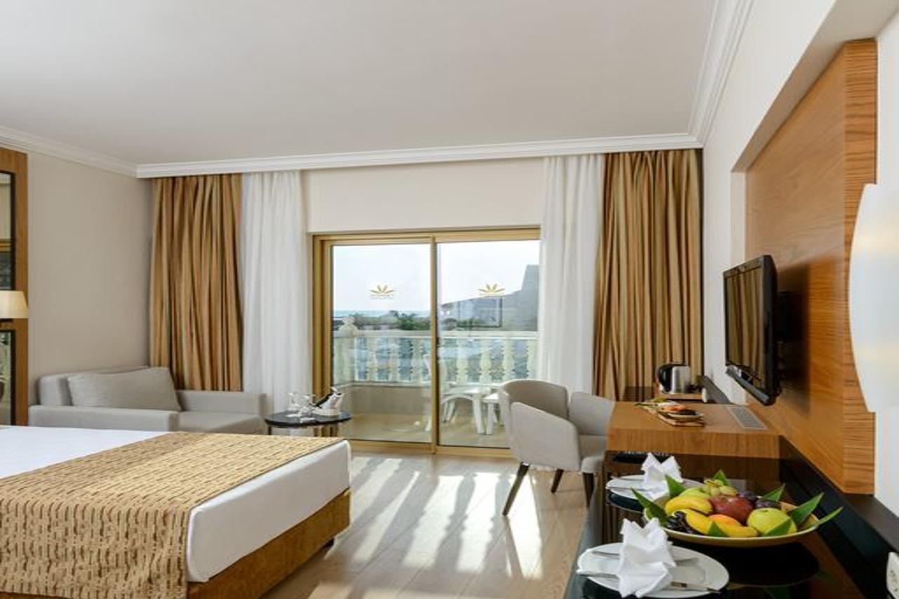 Aydinbey Famous Resort