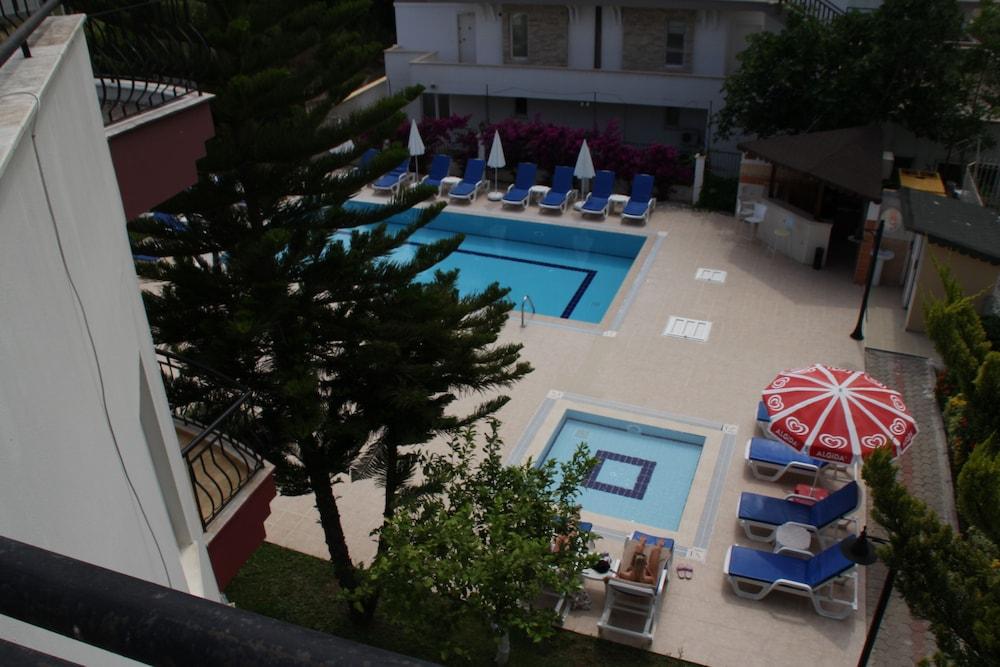 Aparthotel Minta