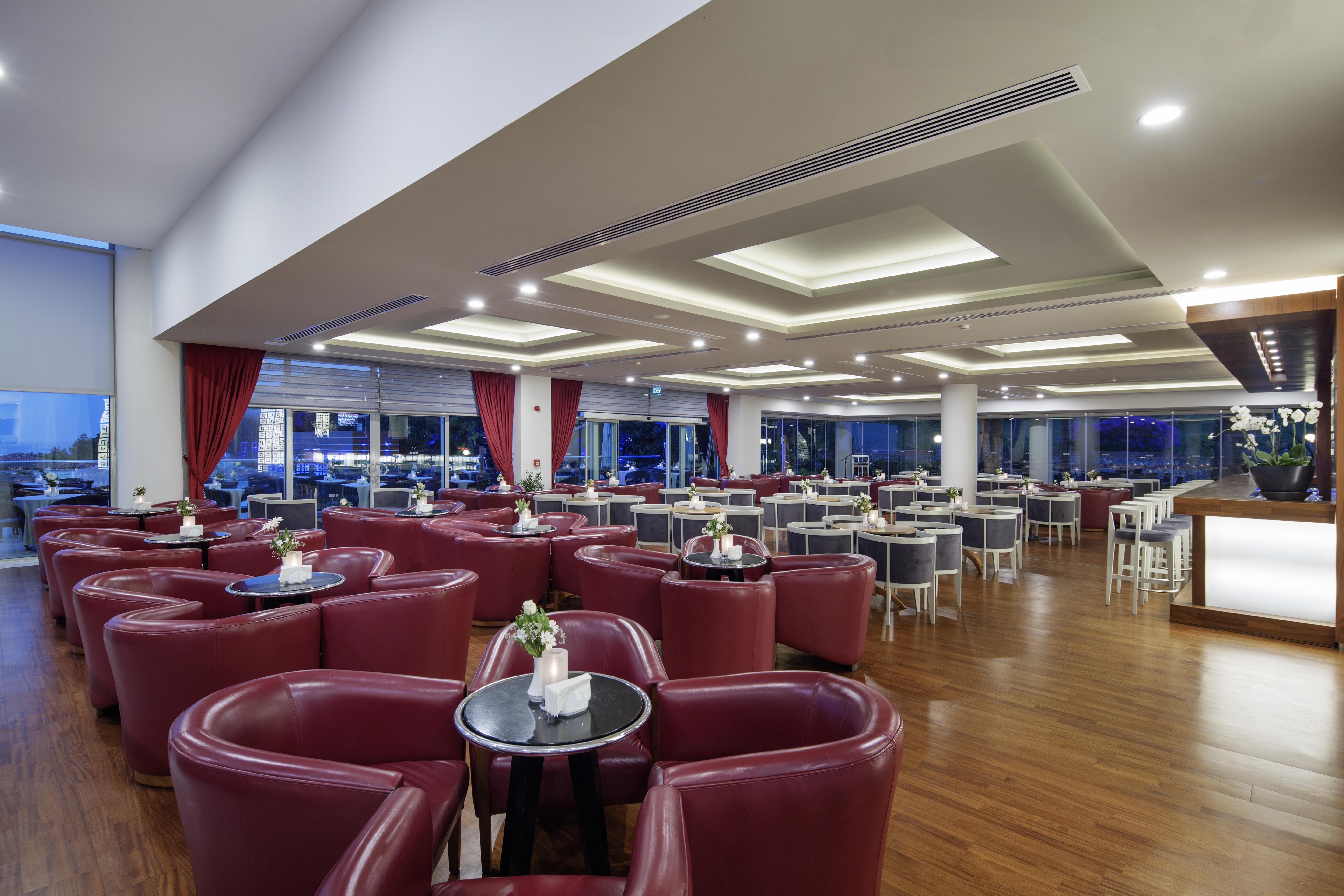 Pine Bay Holiday 5*