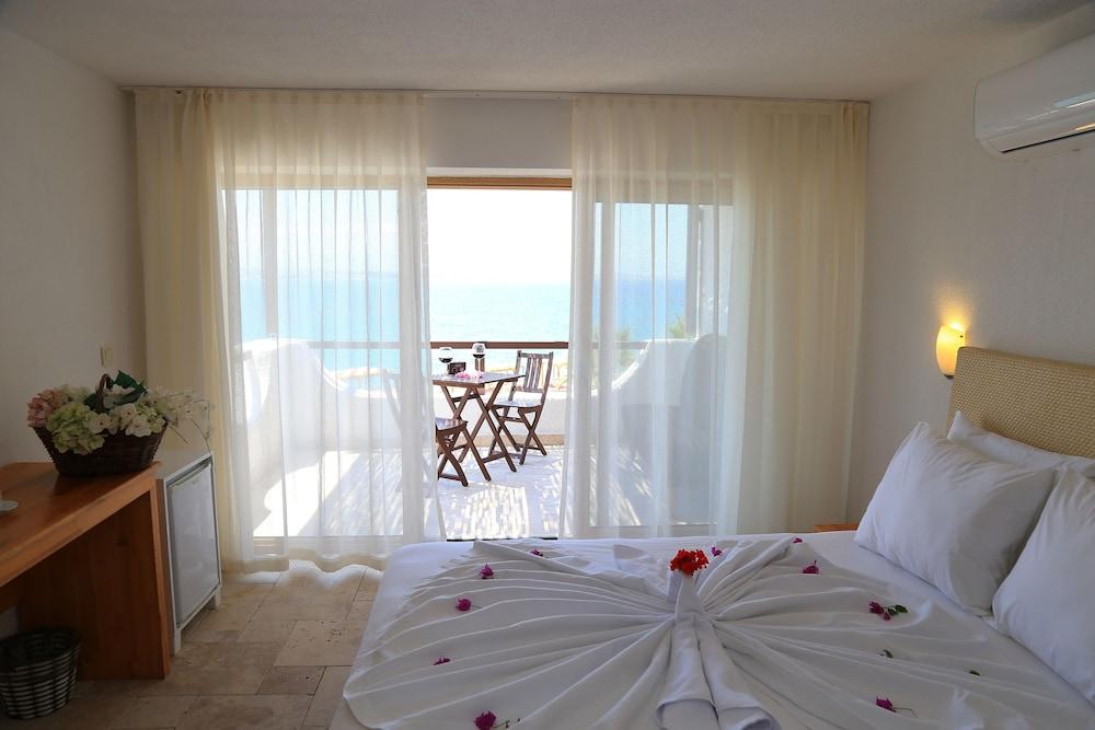 Ceshme Hotel