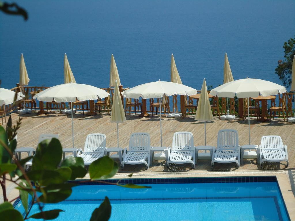 Hotel Kabak Armes 3*