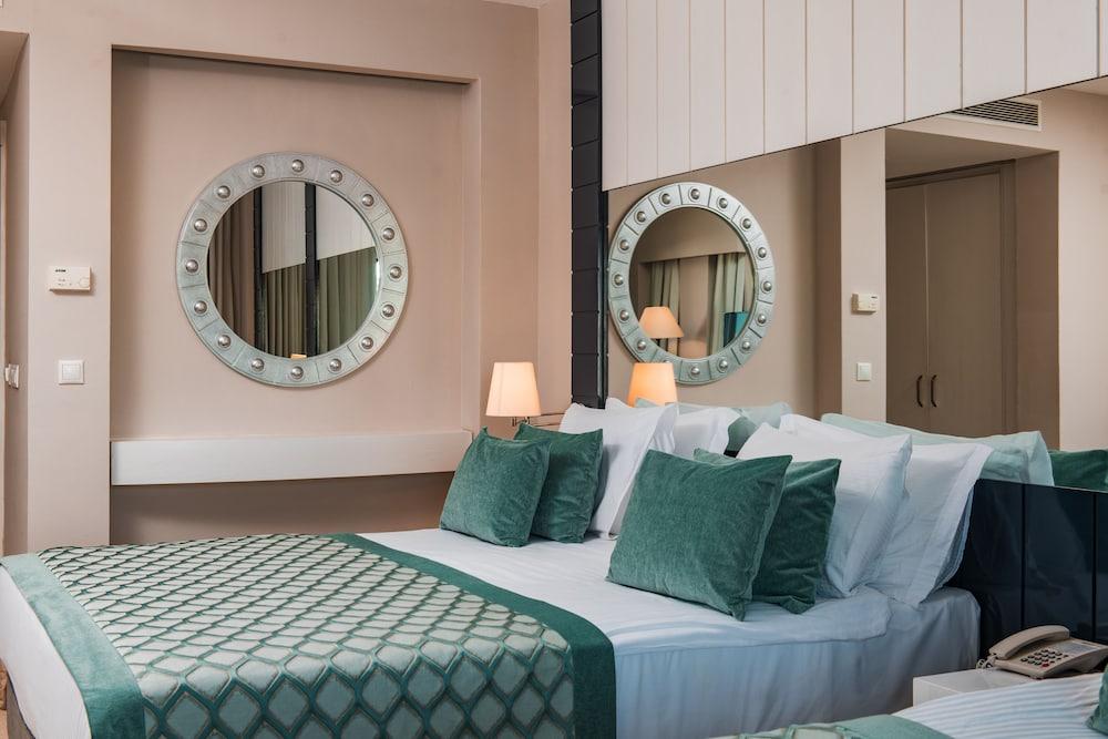 Hotel Baia Bodrum Hotel 5*