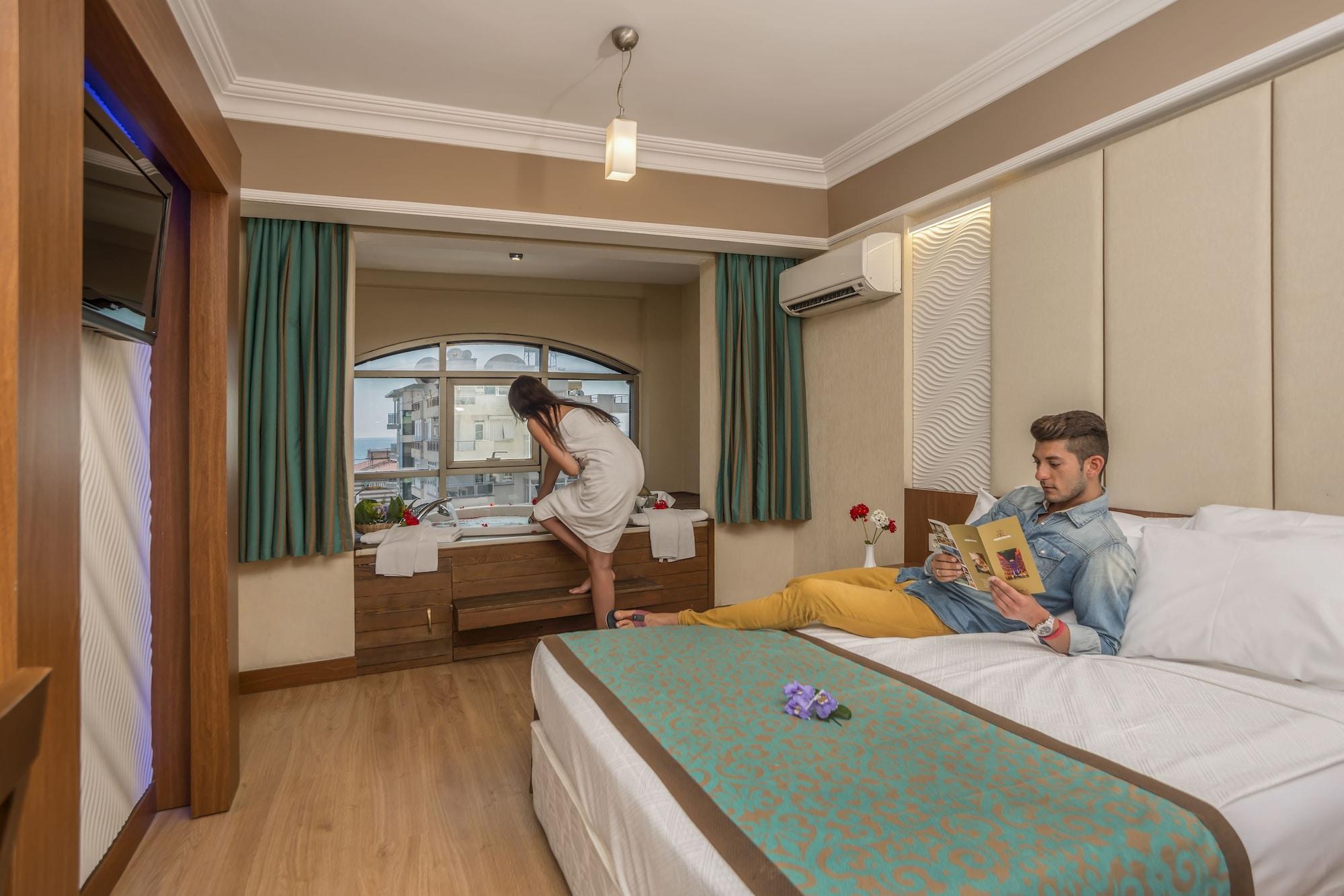 Tac Premier & 4* Alanya