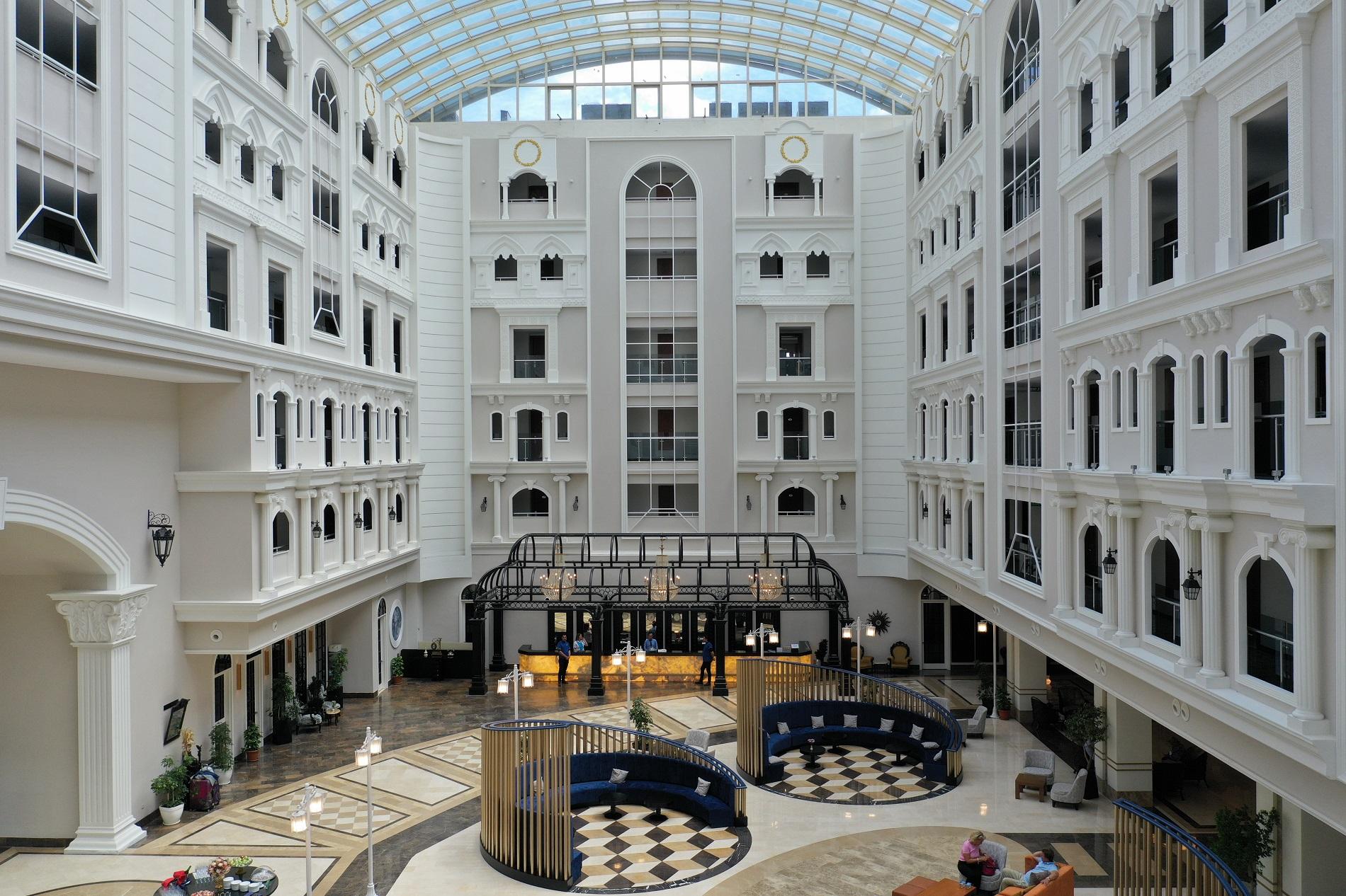 Hotel Seaden Sea World &