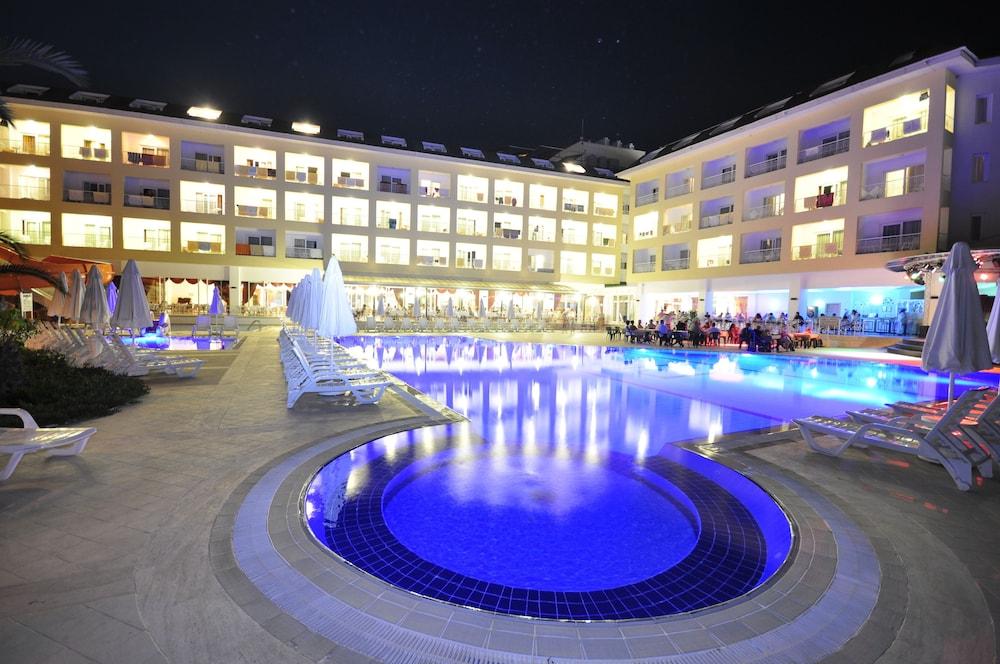 Hotel Pine House By Werde 4*