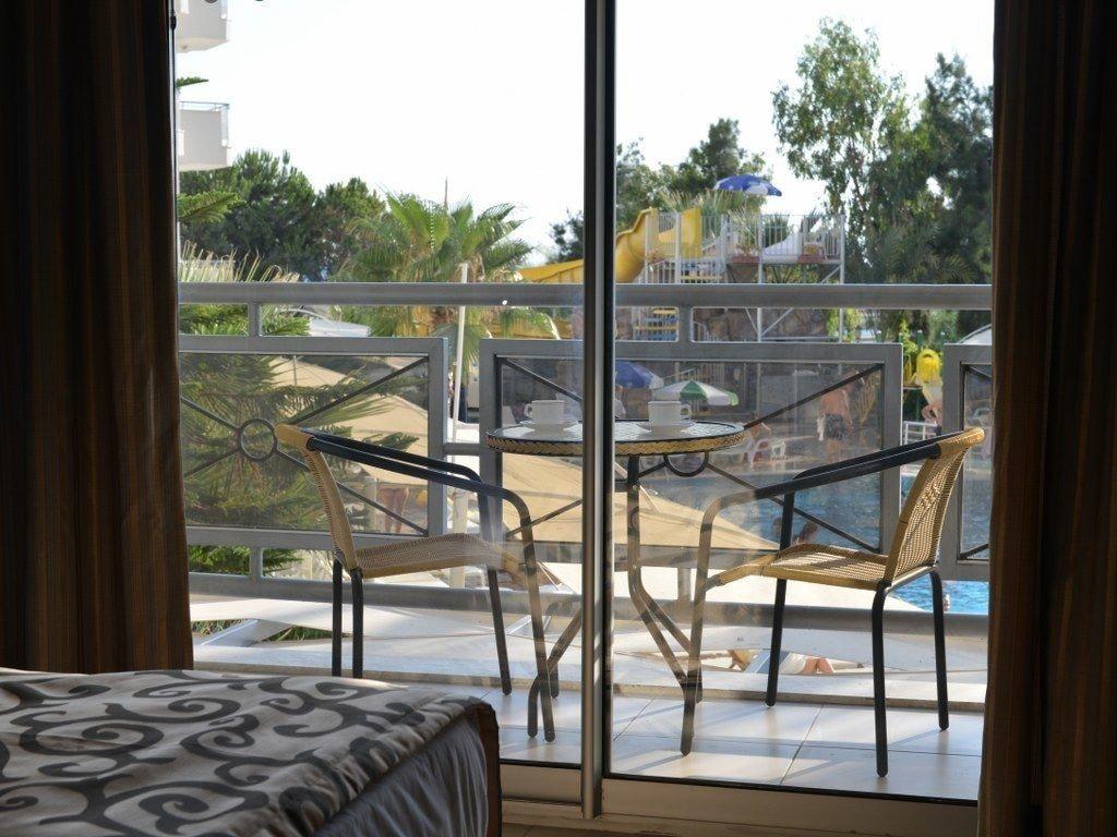 Asrin Hotel Turkler