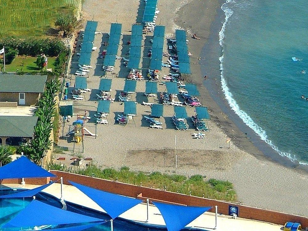 Asrin Hotel 4*