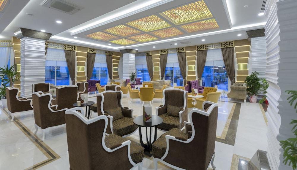 Resort Royal Palace