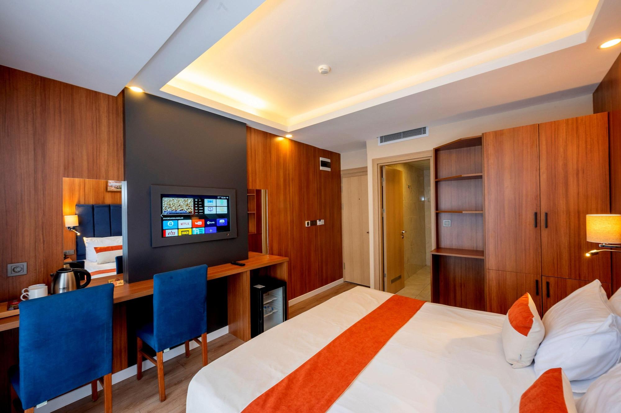 Harmony & Hotel