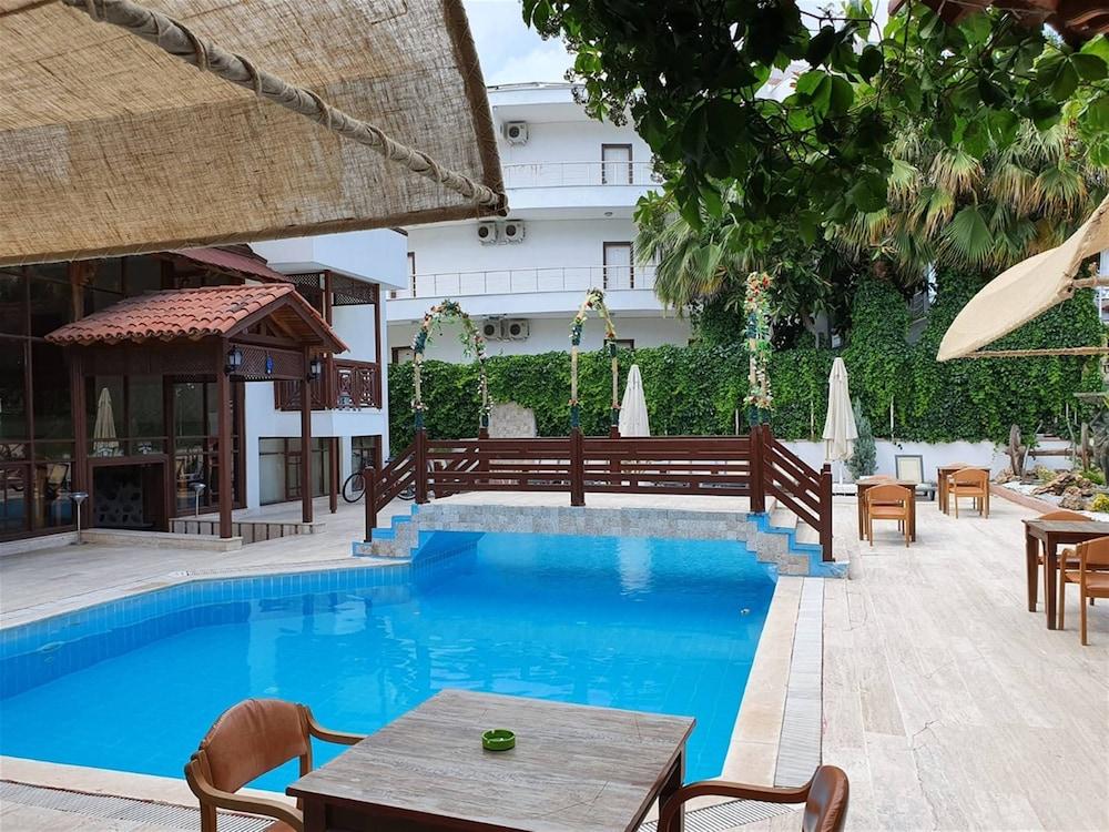 Hotel Agon
