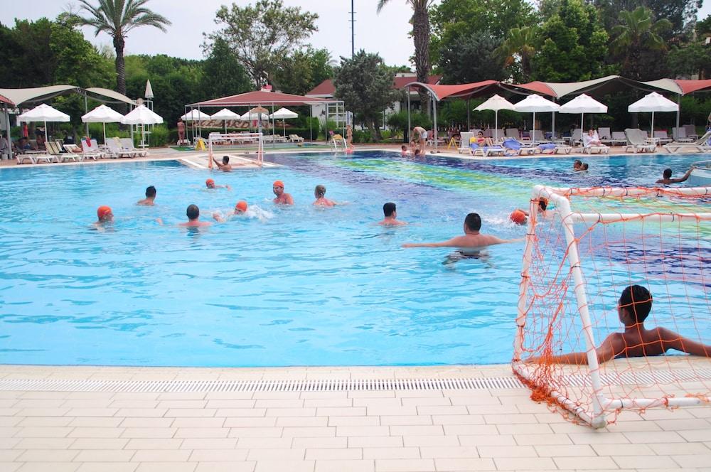 Resort Queen's Park Le Jardin Kemer