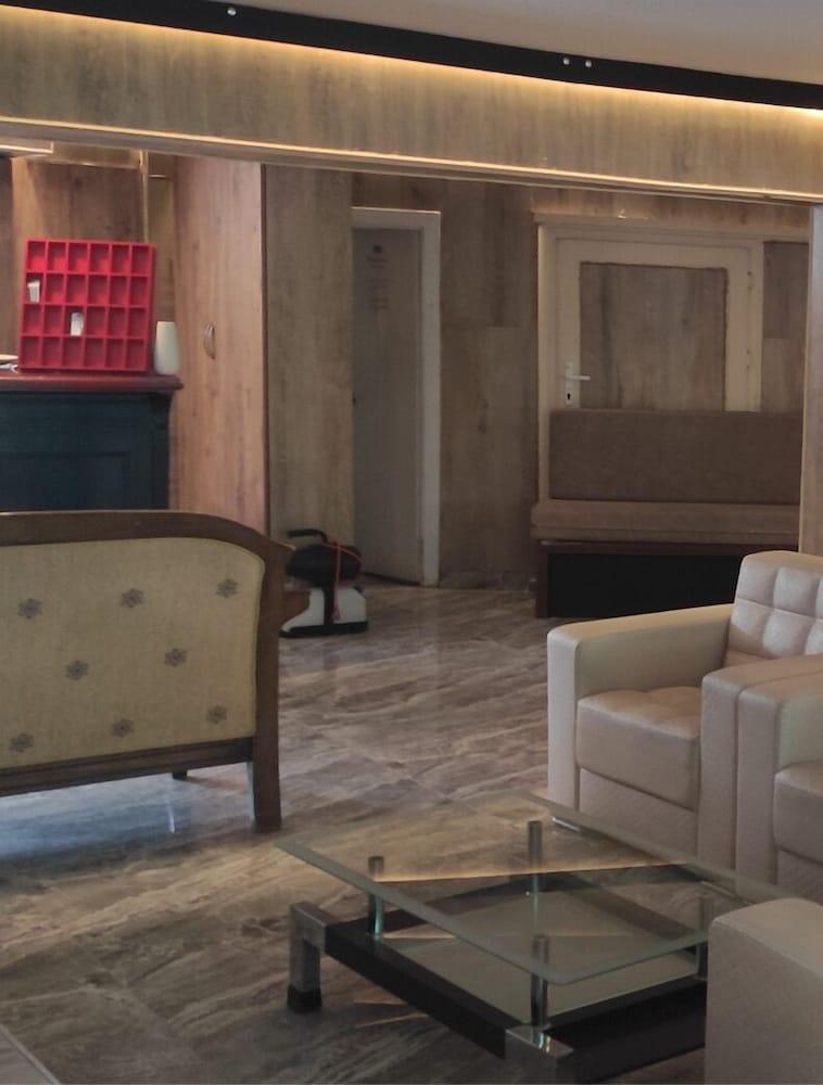 Romeo Hotel 3*