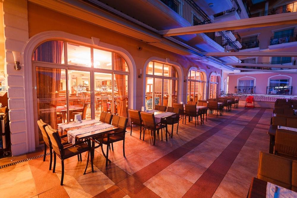 L'oceanica Hotel 5*