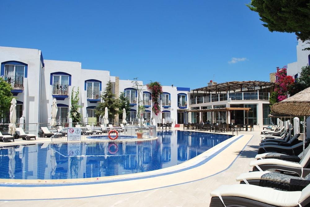 Serpina (adults Only) Hotel 3*