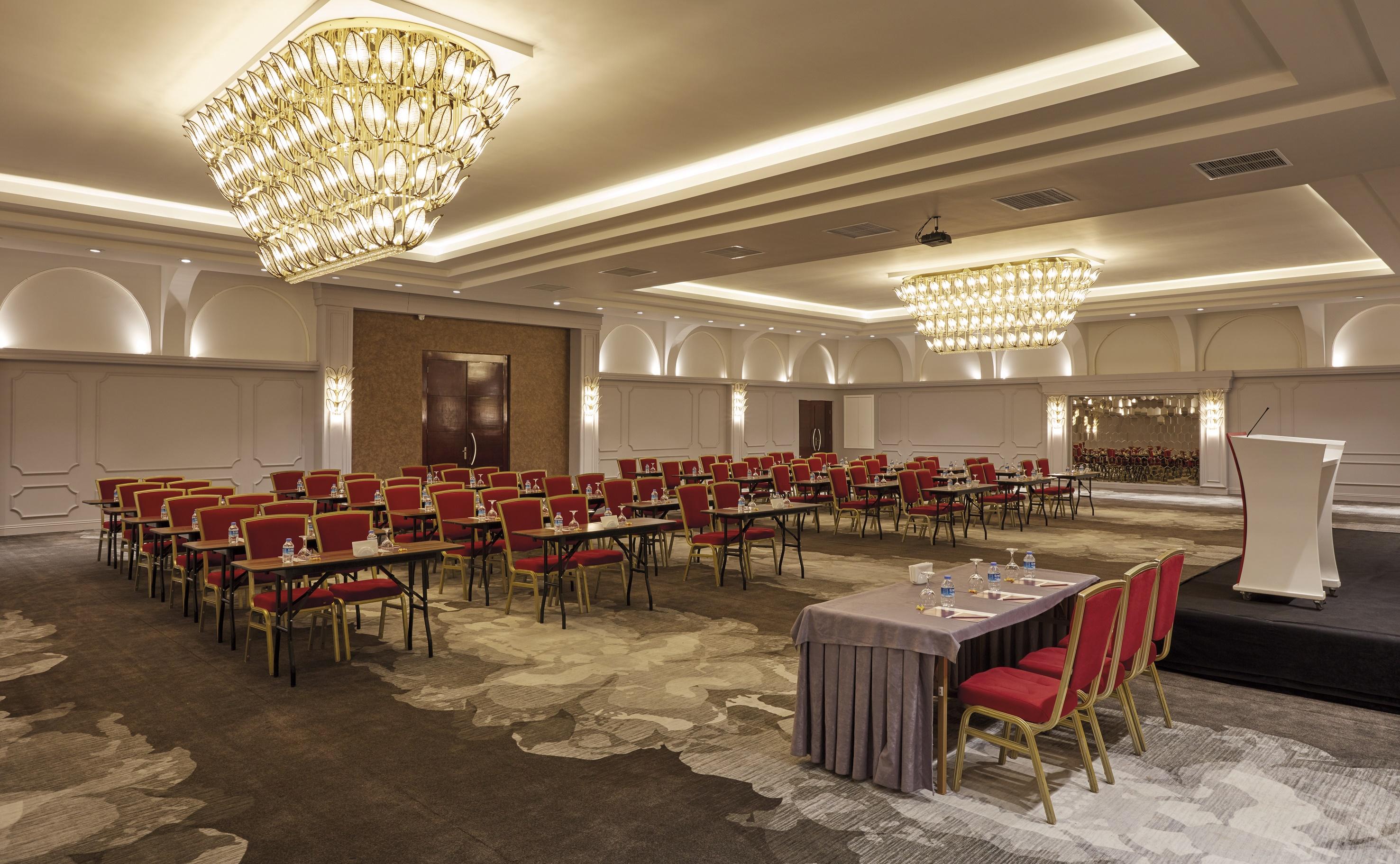 Hotel Anemon Grand 5*