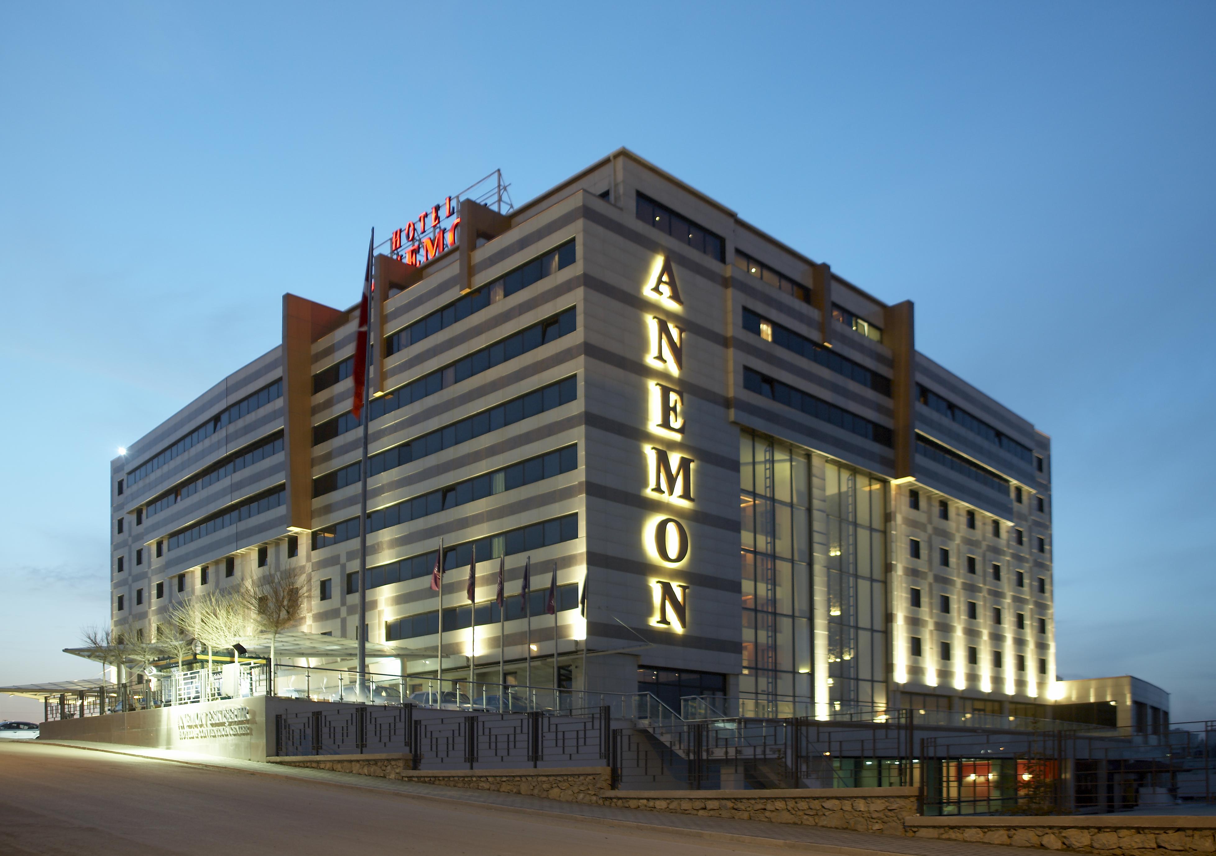 Hotel Anemon Grand