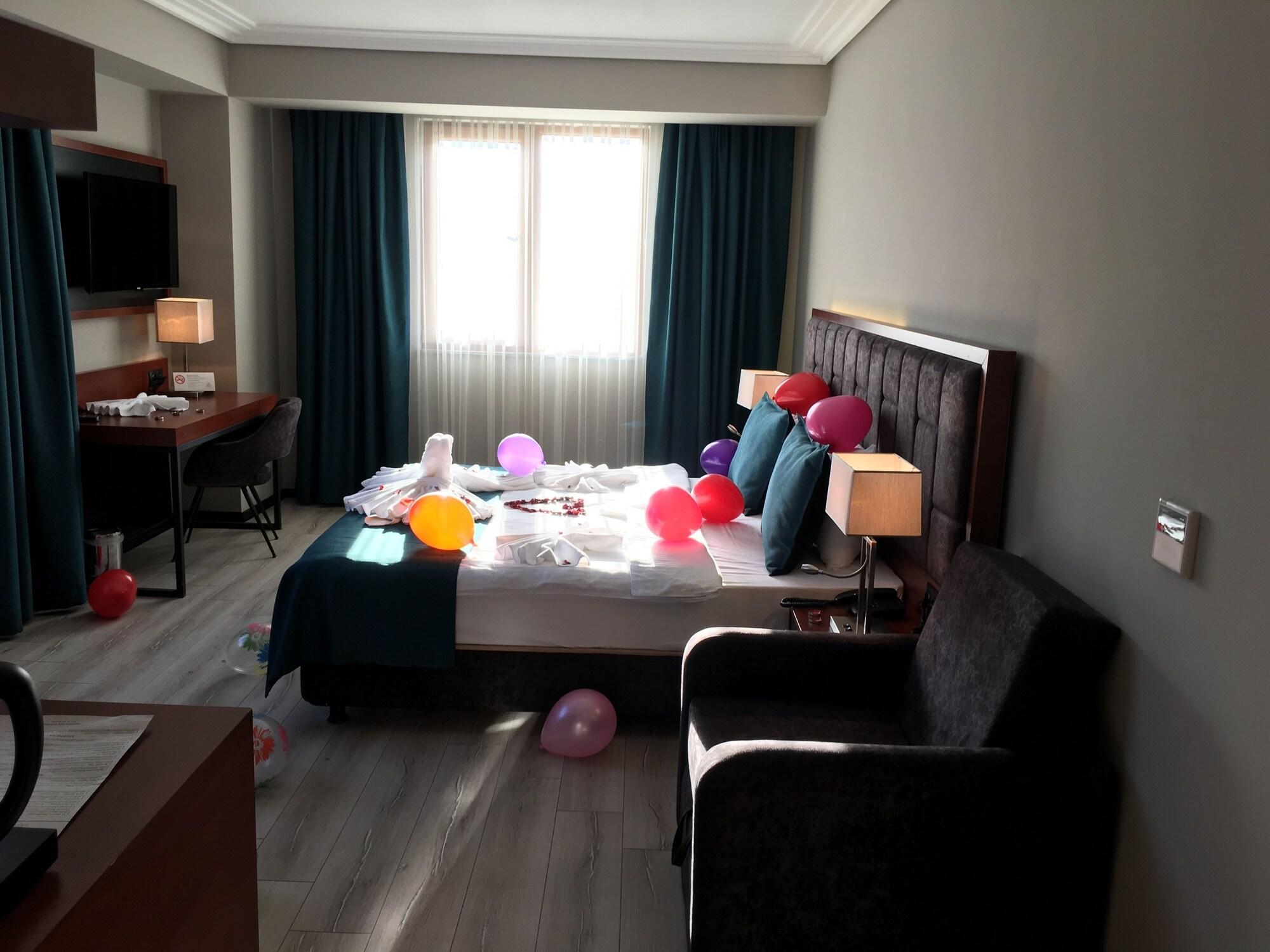 Hotel Grand Vaves