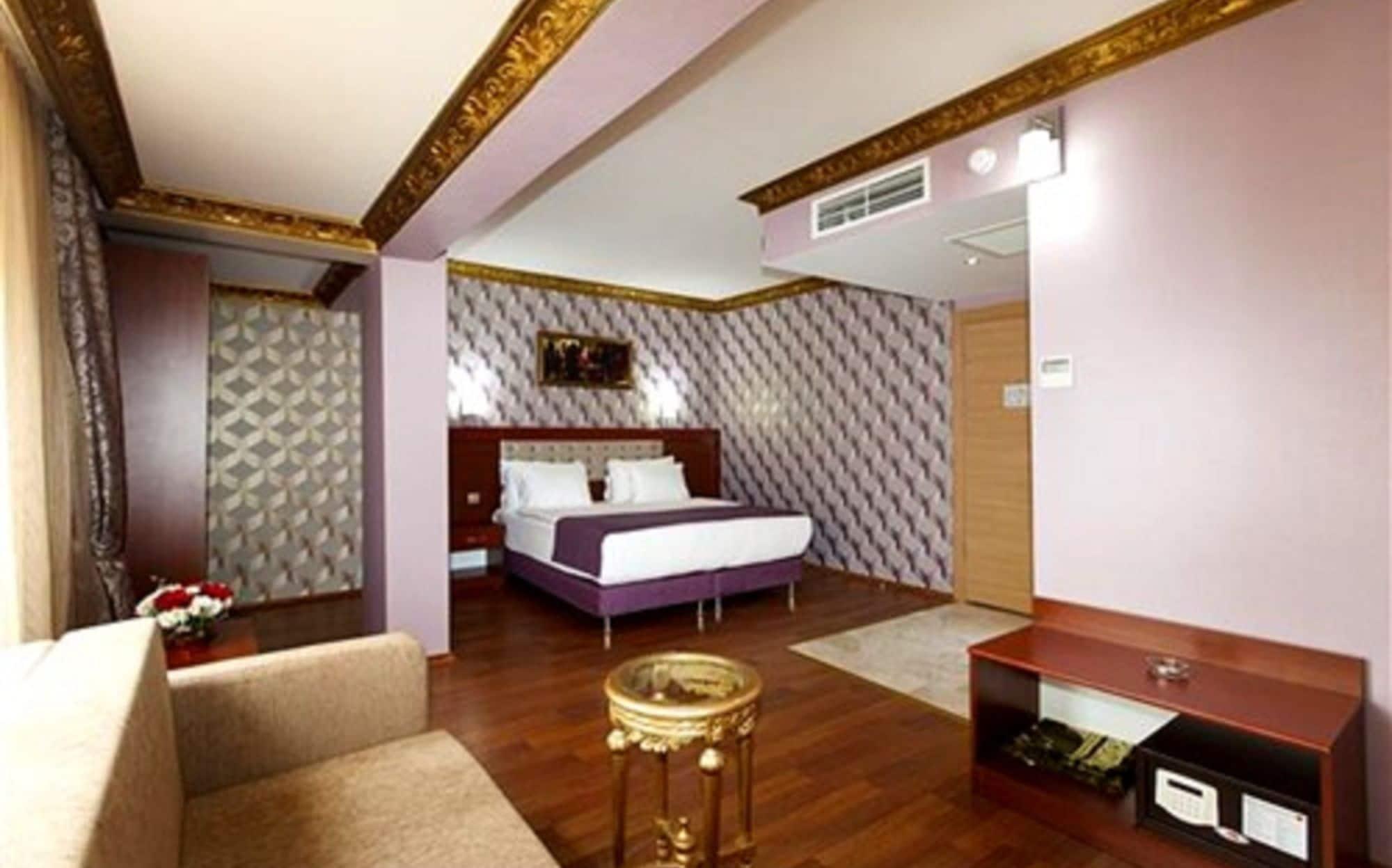 Alrazi Florya Hotel 3*