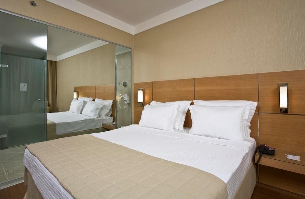 Anemon Grand
